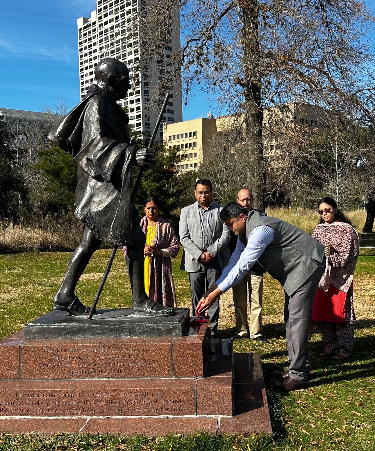 Consul General paid homage to Mahatma Gandhi ji on his Punya Tithi at Hermann Park, Houston on January 30, 2024