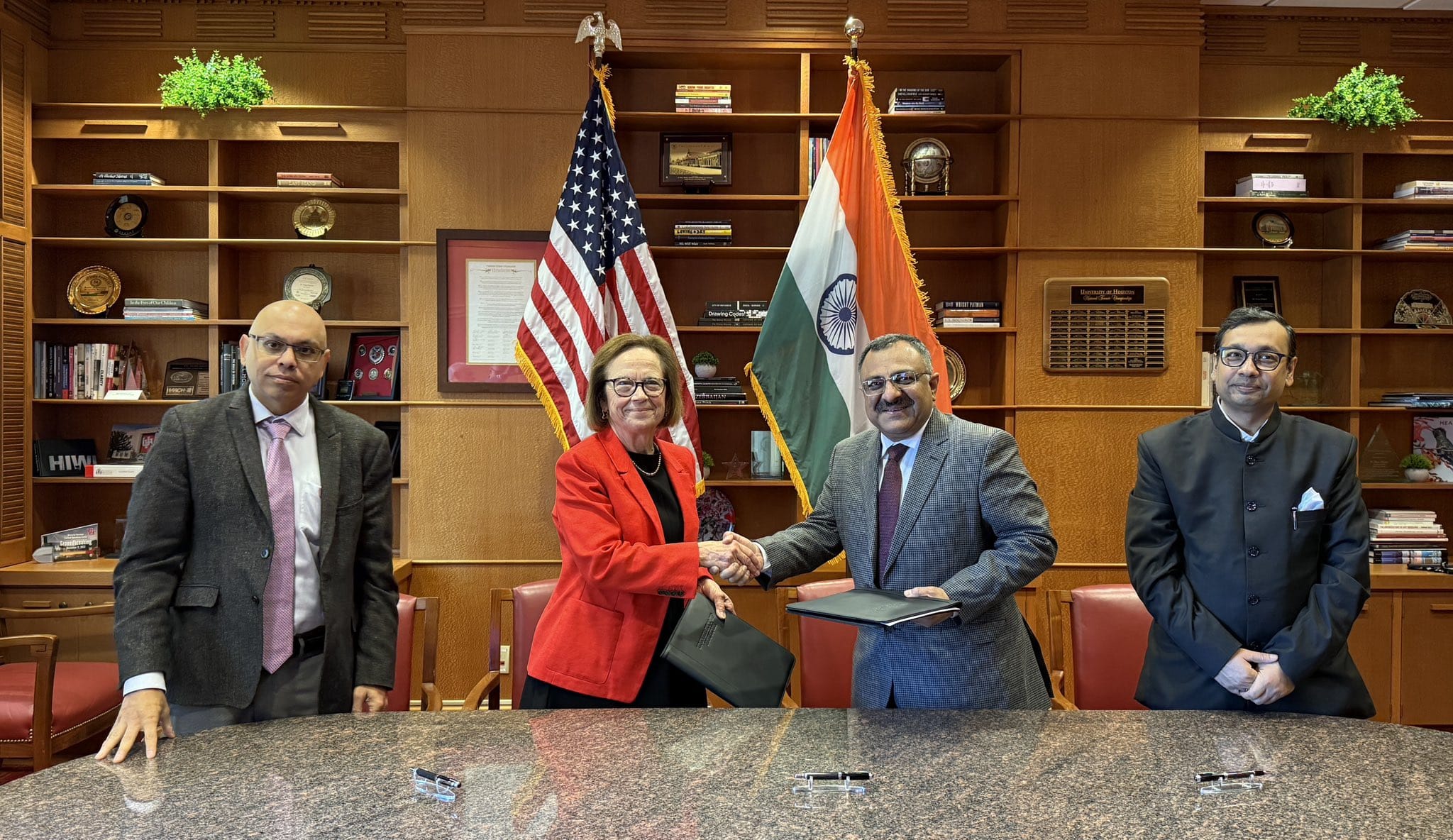 A General Agreement for cooperation  between Delhi Technological University (formerly Delhi College of Engineering) and the University of Houston for educational and research collaboration including student exchange and possible dual/twinning programs was signed during the visit of Prof. Prateek Sharma, Vice Chancellor of DTU in the presence of Dr. Renu Khator, President of the University of Houston, and Mr. D.C. Manjunath, Consul General of India, Houston.
