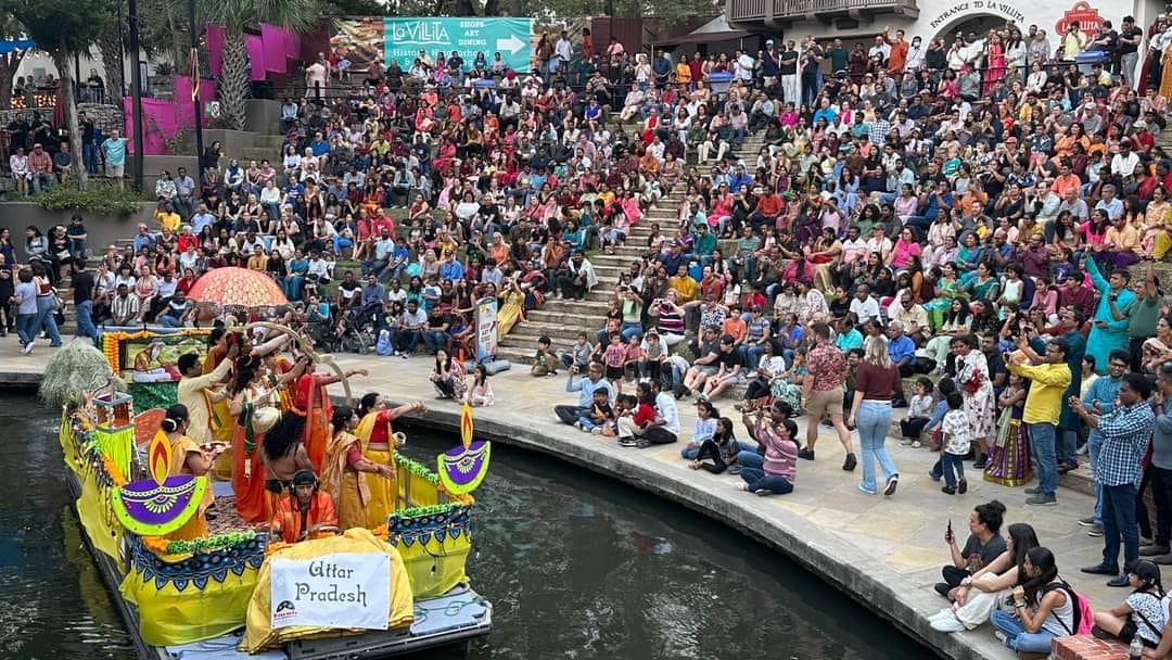 Consul General joined the  Mayor of San Antonio Mayor Ron Nirenberg, city council members and other elected officials in celebrating ‘San Antonio Diwali 2024’ jointly organized by the City of San Antonio and Anuja SA-San Antonio-Chennai Sister City Alliance, on November 02, 2024