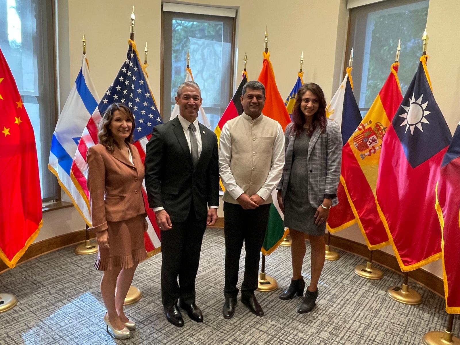 Consul General met Mayor Ron Nirenberg of San Antonio City on March 25,2024