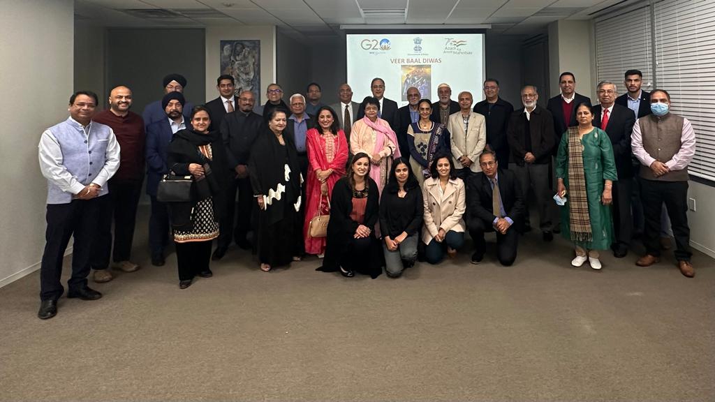 Consulate organized an exhibition  showcasing the sacrifice, valour and courage of Sri Guru Gobind Singh Ji's Sahibzadas on the occasion of 'Veer Baal Diwas' on 27 December 2022