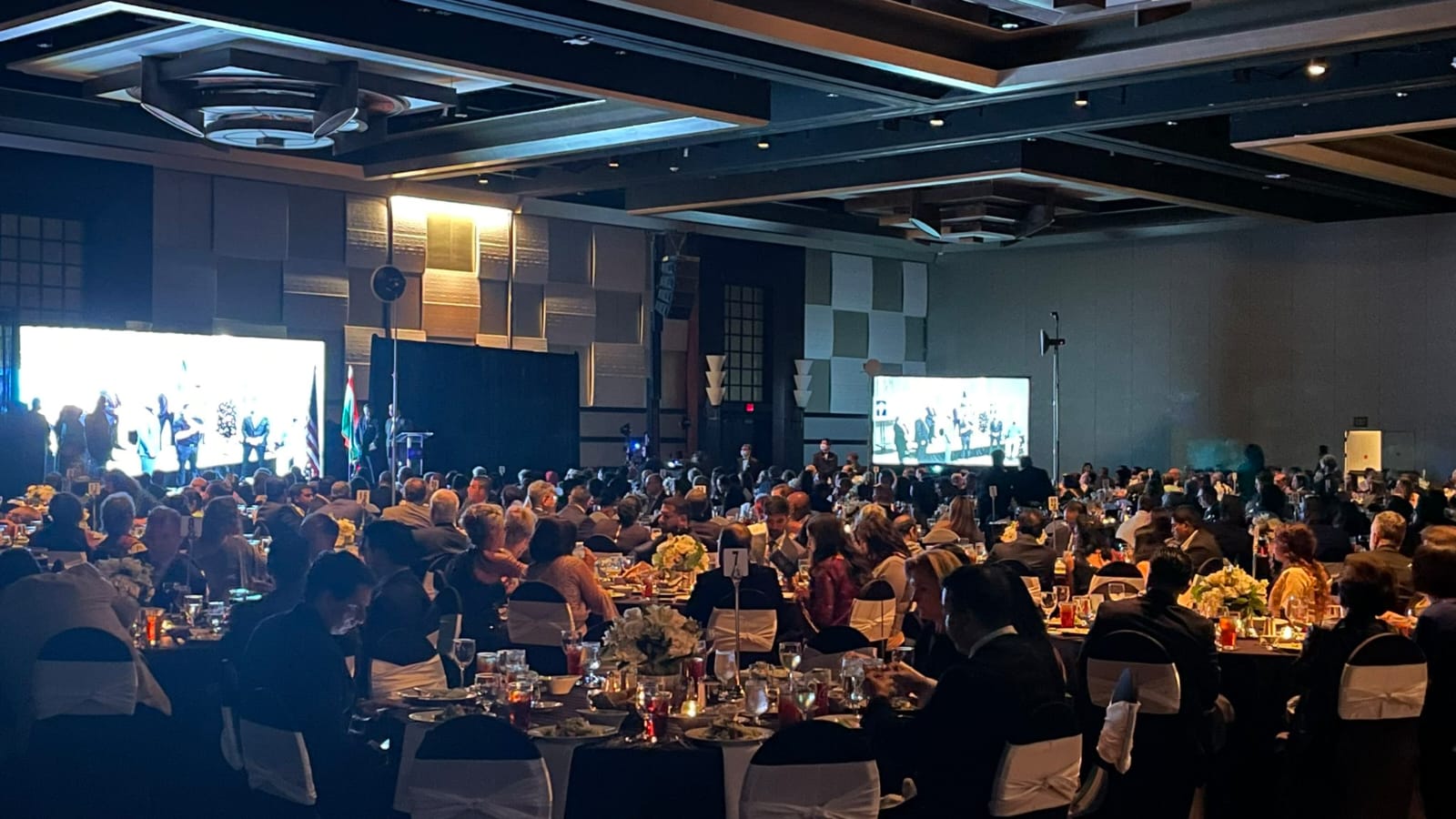 Consul General interacted with elected officials, business leaders & professionals at the gala of the IACCGHouston on  September 24, 2022